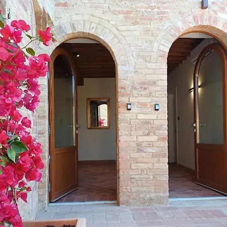 Panoramico A Al Chiaro Di Luna Apartment Siena